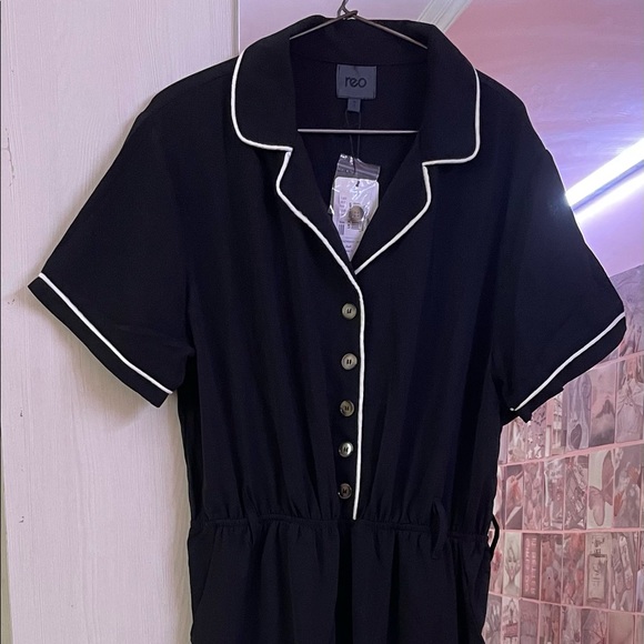 Crepe Piping Jumpsuit in XL size, brand new with tag. - Picture 6 of 6